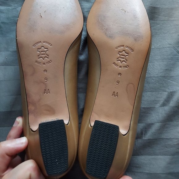 Women's Amalfi Kitten Heels - Picture 3 of 4